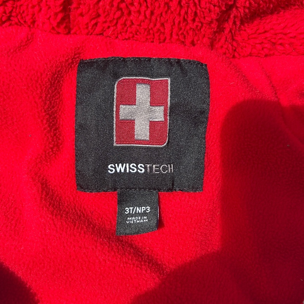 Swiss Tech Bright Red Fleece Jacket with Black Logo Patch - Picture 2 of 4